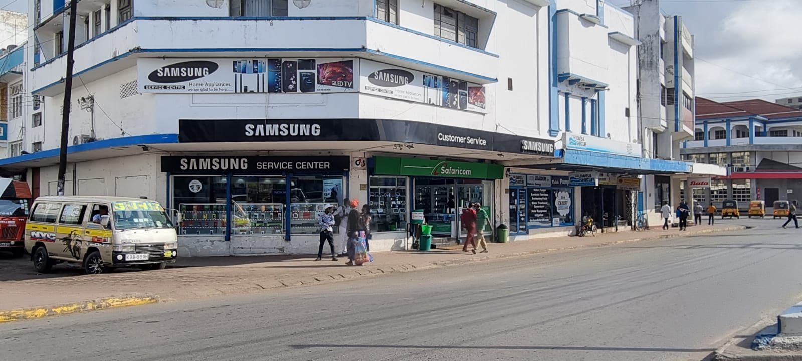 Click to Buy Samsung M62 8GB in Kenya 