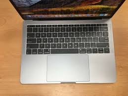 2017 MacBook Pro Core i5 8GB 128GB SSD Laptop