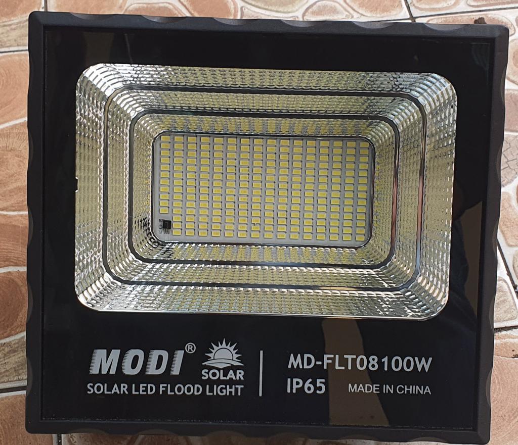 100W Solar Flood Light