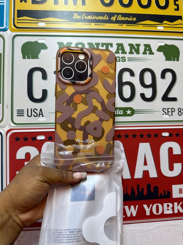 Apple iPhone 16 Pro Max Fancy Jungle Covers