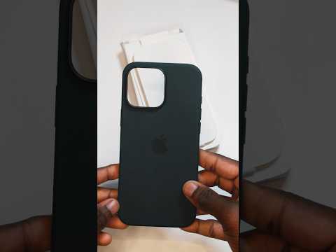 Apple iPhone 17 Pro Max Silicone Case with MagSafe