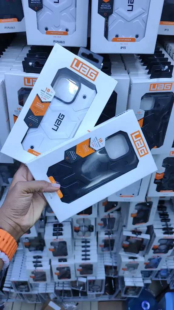 Apple iPhone 15 UAG Pathfinder Case