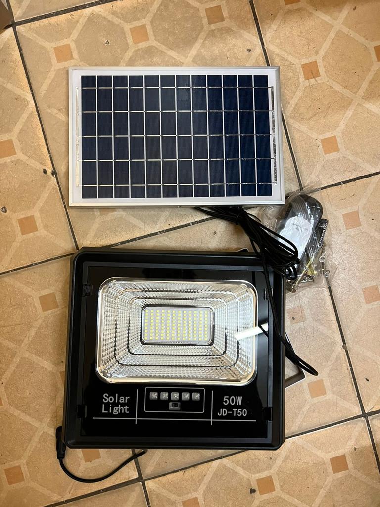 Modi 200W Solar Flood Light