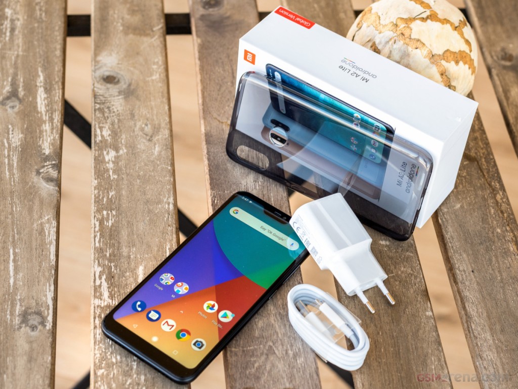​Xiaomi Mi A2 Lite Smartphone